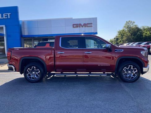 New 2026 GMC Sierra 1500 SLT w/ SLT Premium Package image 2