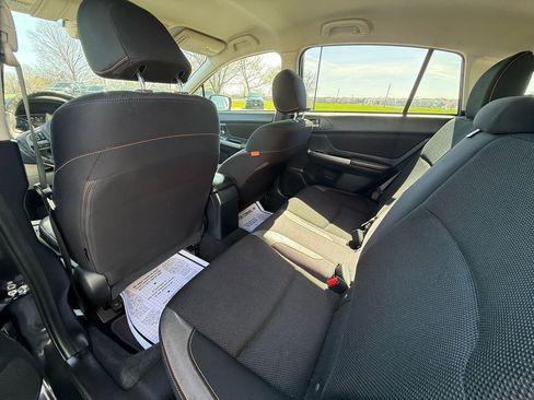 Used 2017 Subaru Crosstrek 2.0i Premium image 11