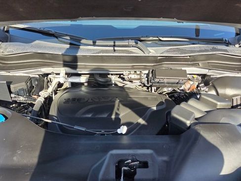 Used 2024 Honda Ridgeline Sport image 21