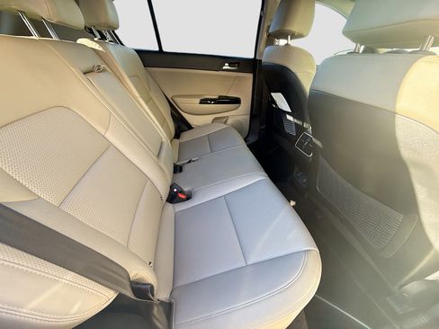 Used 2021 Kia Sportage EX image 28