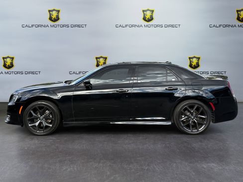 Used 2022 Chrysler 300 S w/ Comfort Group image 2