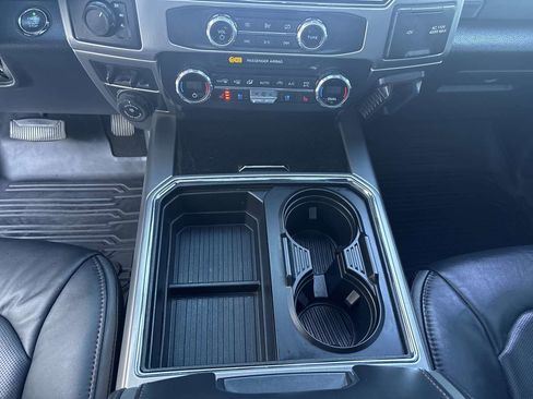 Used 2022 Ford F450 Platinum image 26