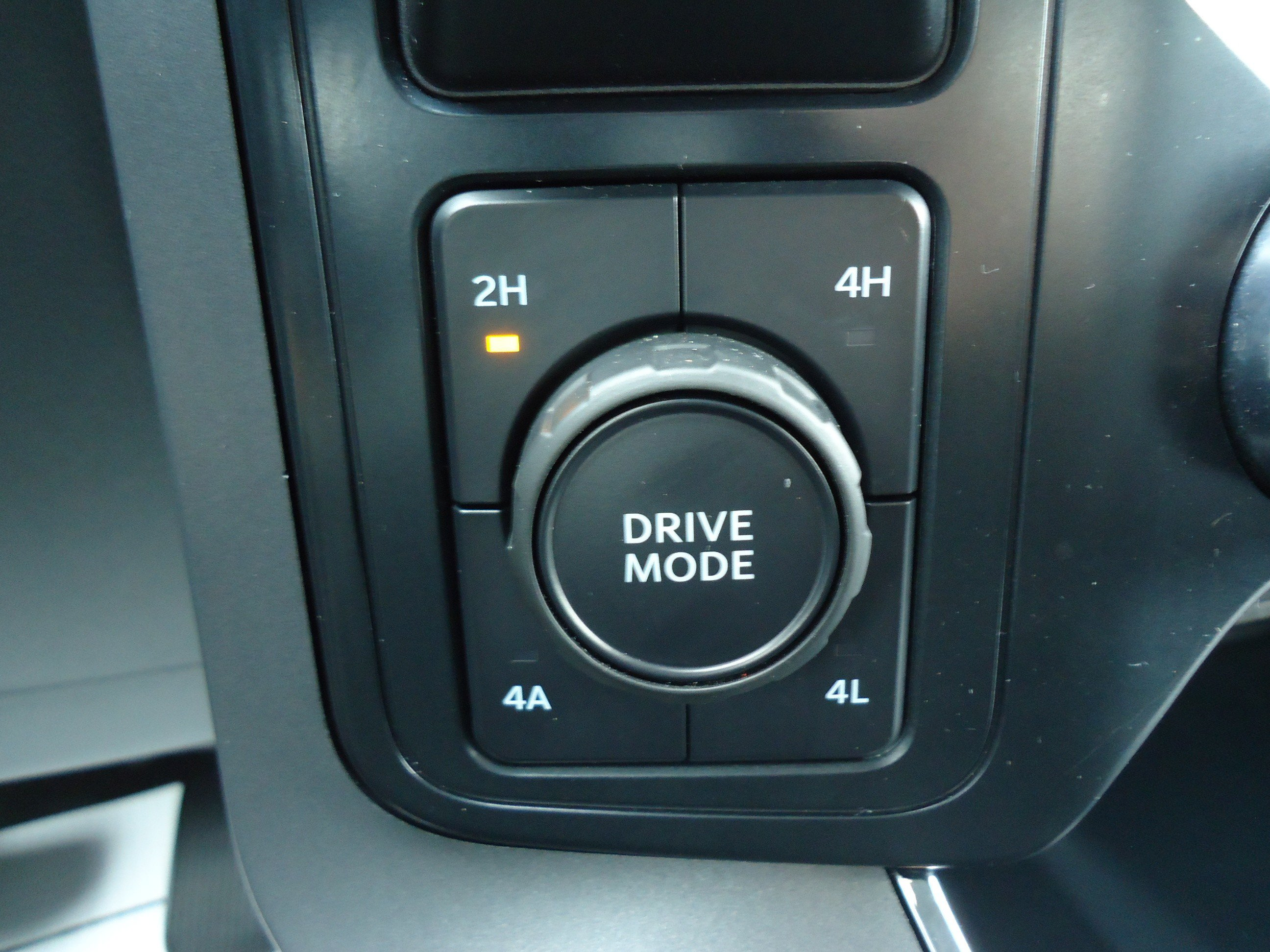 Used 2025 Ford F150 Lariat w/ Bed Utility Package AWD/4WD image 24