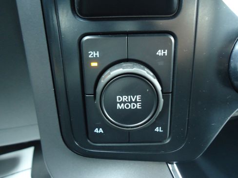 Used 2025 Ford F150 Lariat w/ Bed Utility Package AWD/4WD image 24