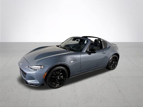 Used 2021 MAZDA MX-5 Miata RF Club RWD image 2