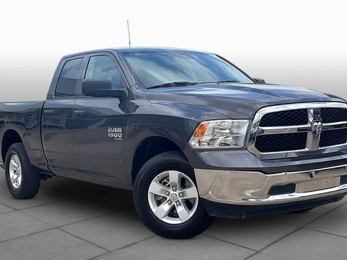 Used 2024 RAM 1500 Classic SLT AWD/4WD image 3