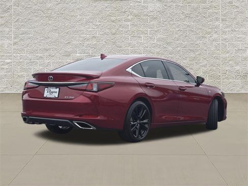 Used 2023 Lexus ES 350 F Sport w/ Accessory Package (Z1) FWD image 7