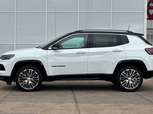 Used 2022 Jeep Compass Limited w/ Elite Group image 7