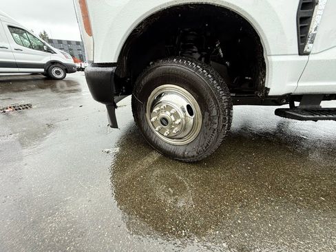 New 2025 Ford F350 XL image 8