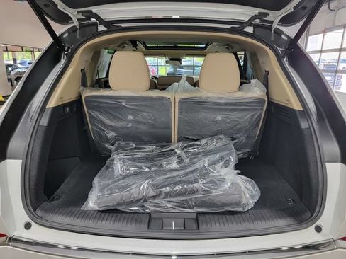 Certified 2025 Acura MDX SH-AWD image 35