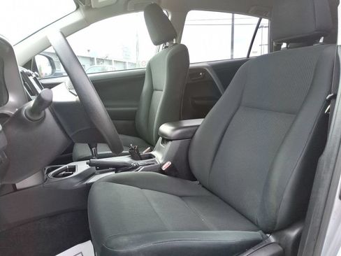 Used 2018 Toyota RAV4 LE w/ All Weather Liner Package AWD/4WD image 12
