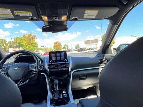 Used 2022 Mitsubishi Eclipse Cross SEL image 19