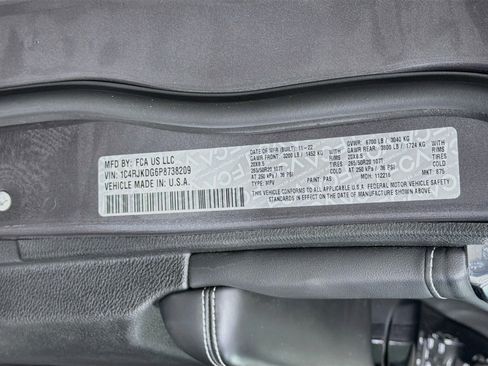 Used 2023 Jeep Grand Cherokee L Overland AWD/4WD image 12