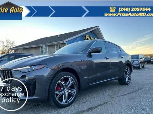 Used 2020 Maserati Levante image 1