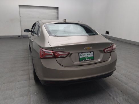 Used 2022 Chevrolet Malibu LT FWD image 6