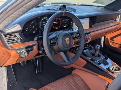 Certified 2024 Porsche 911 GT3 RS image 4