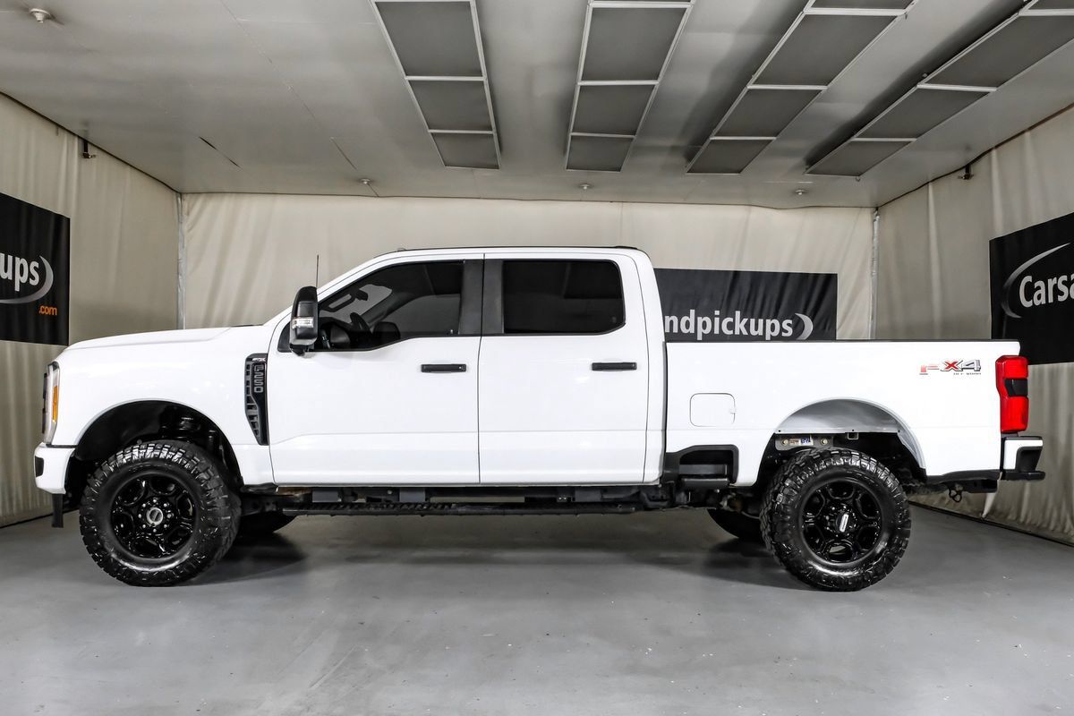 Used 2023 Ford F250 XL w/ STX Appearance Package AWD/4WD image 11