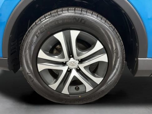 Used 2017 Toyota RAV4 LE FWD image 26
