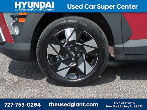 Certified 2024 Hyundai Kona SEL w/ Convenience Package AWD/4WD image 10