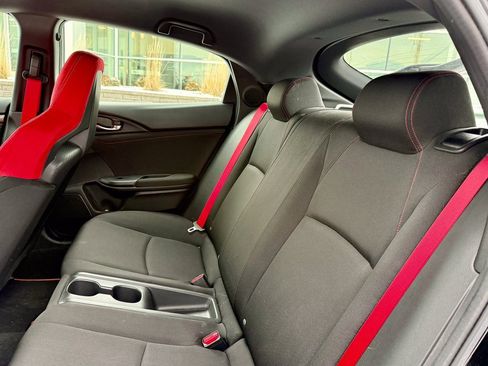 Used 2018 Honda Civic Type R image 10