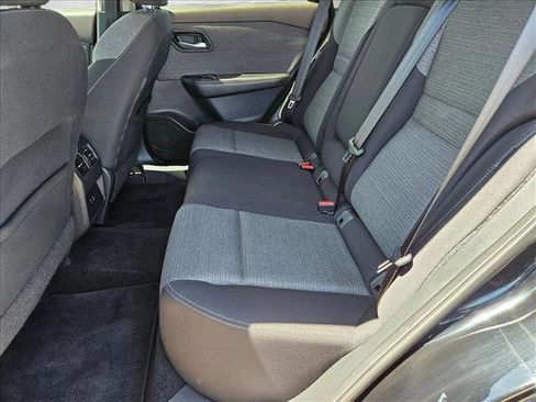Used 2021 Nissan Rogue SV FWD image 18