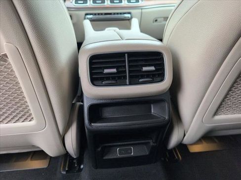 Used 2026 Mercedes-Benz GLE 450 4MATIC image 18