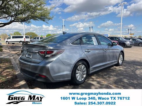 Used 2016 Hyundai Sonata SE FWD image 7