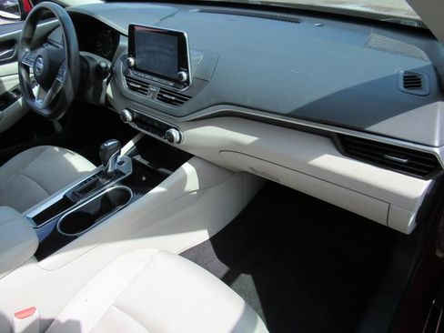 Used 2021 Nissan Altima 2.5 SV image 10