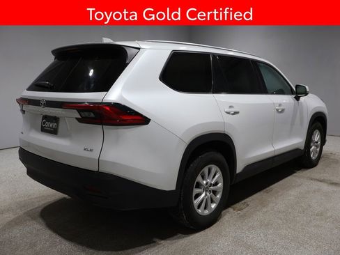 Certified 2024 Toyota Grand Highlander XLE image 2