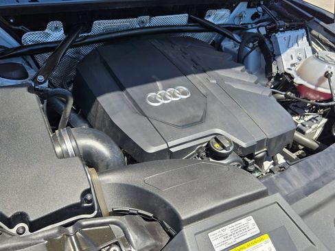 Used 2023 Audi Q5 2.0T Premium w/ Convenience Package AWD/4WD image 16