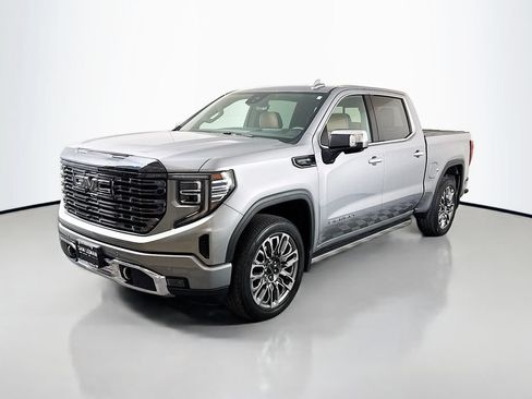 Used 2024 GMC Sierra 1500 Denali Ultimate AWD/4WD image 3