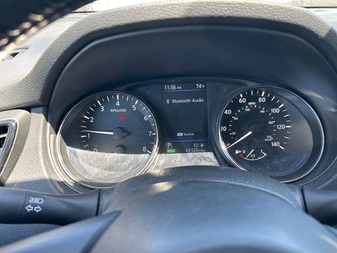 Used 2019 Nissan Rogue SL w/ Premium Package AWD/4WD image 19