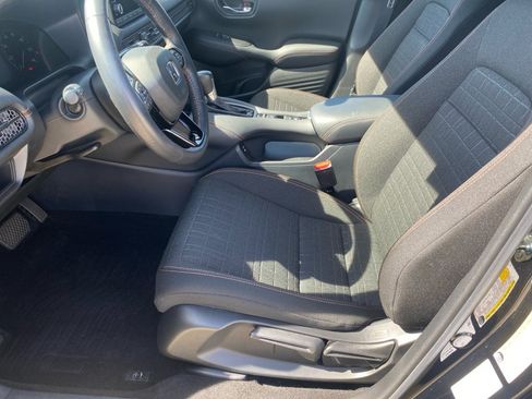 Certified 2024 Honda HR-V Sport image 11