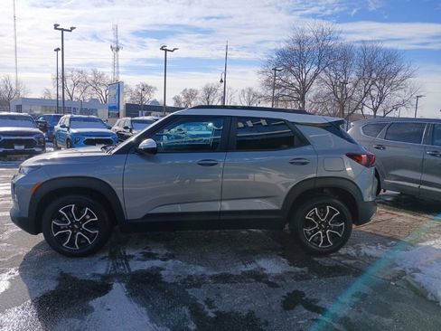 Used 2023 Chevrolet TrailBlazer ACTIV w/ Convenience Package image 6