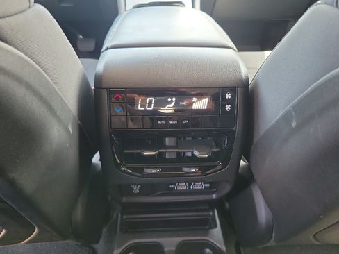 Used 2023 Jeep Grand Cherokee L Laredo w/ Luxury Tech Group I RWD image 10