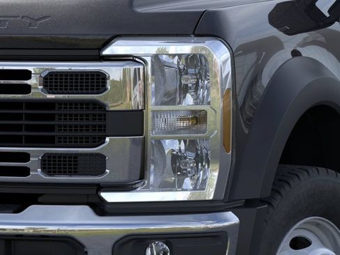New 2026 Ford F550 4x4 Regular Cab Super Duty w/ XLT Value Package image 18