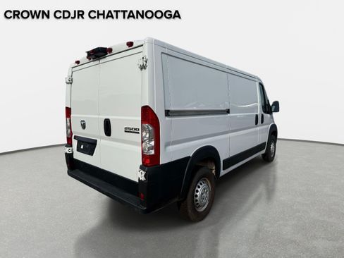 Used 2025 RAM ProMaster 2500 w/ Convenience Group FWD image 6