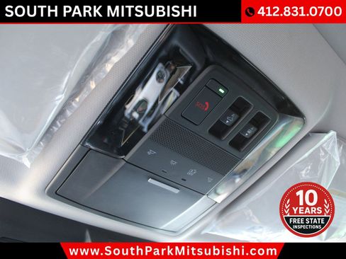 Used 2026 Mitsubishi Outlander SE image 27