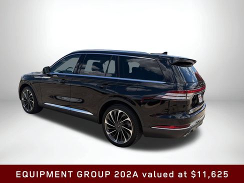 Used 2020 Lincoln Aviator Reserve w/ Equipment Group 202A AWD/4WD image 4