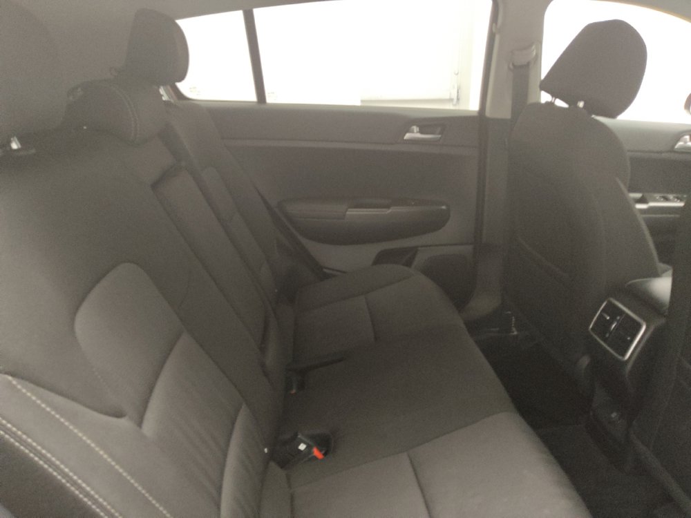 Used 2021 Kia Sportage LX FWD image 19