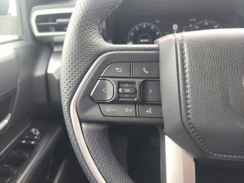 Used 2025 Toyota Tacoma TRD Off-Road image 69