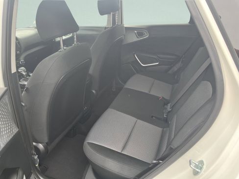 Used 2023 Kia Soul S FWD image 10