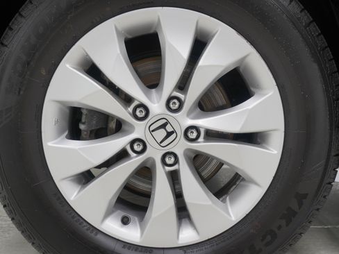 Used 2014 Honda CR-V EX-L image 35