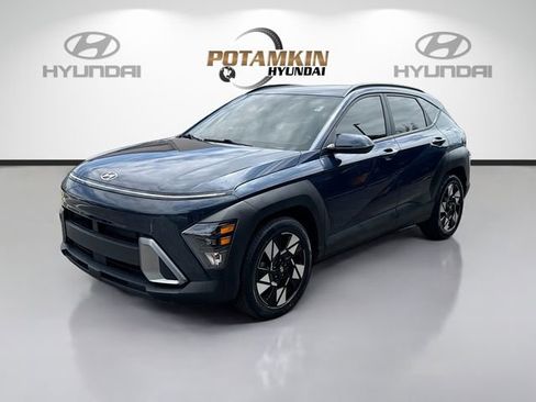 Certified 2024 Hyundai Kona SEL FWD image 1