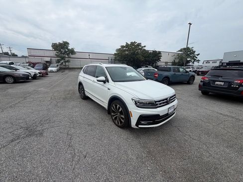 Used 2019 Volkswagen Tiguan SEL Premium R-Line AWD/4WD image 1