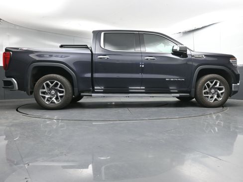Used 2024 GMC Sierra 1500 SLT w/ SLT Premium Plus Package image 27