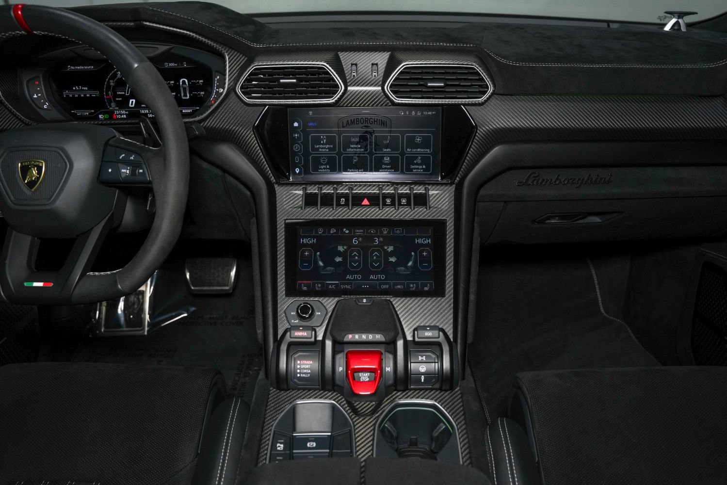 Used 2023 Lamborghini Urus Performante AWD/4WD image 50