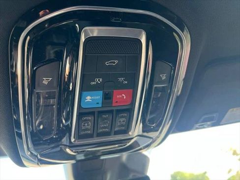 Certified 2022 Jeep Grand Cherokee L Overland w/ Luxury Tech Group IV RWD image 55