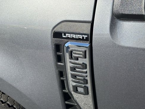 Used 2024 Ford F250 Lariat image 13