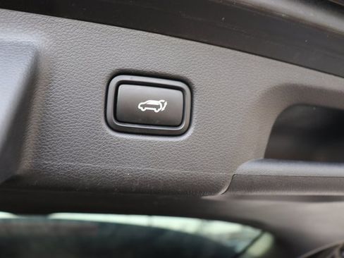 Used 2023 Hyundai Palisade Limited image 11